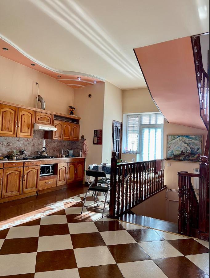 Doctor'S House Hotel Gyumri Exterior photo